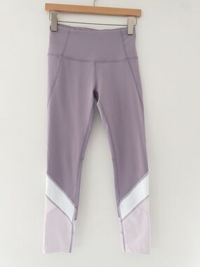 Apana Light Purple Leggings